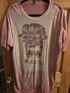 Botique Tshirt-  Dusty Rose and Black Crewneck Tee